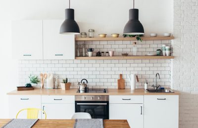 Küchenfronten streifenfrei reinigen: Der ultimative Leitfaden für makellose Sauberkeit